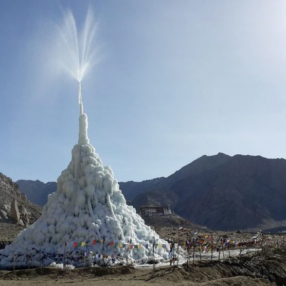 Eine Rolex für einen Eisberg - Ice Stupa